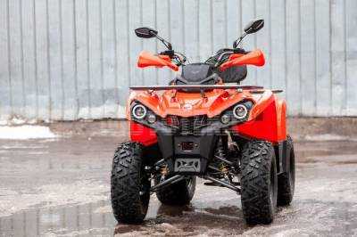 Квадроцикл SSSR (СССР) STAR 200 черный пластик, оранжевые наклейки (машинокомплект)